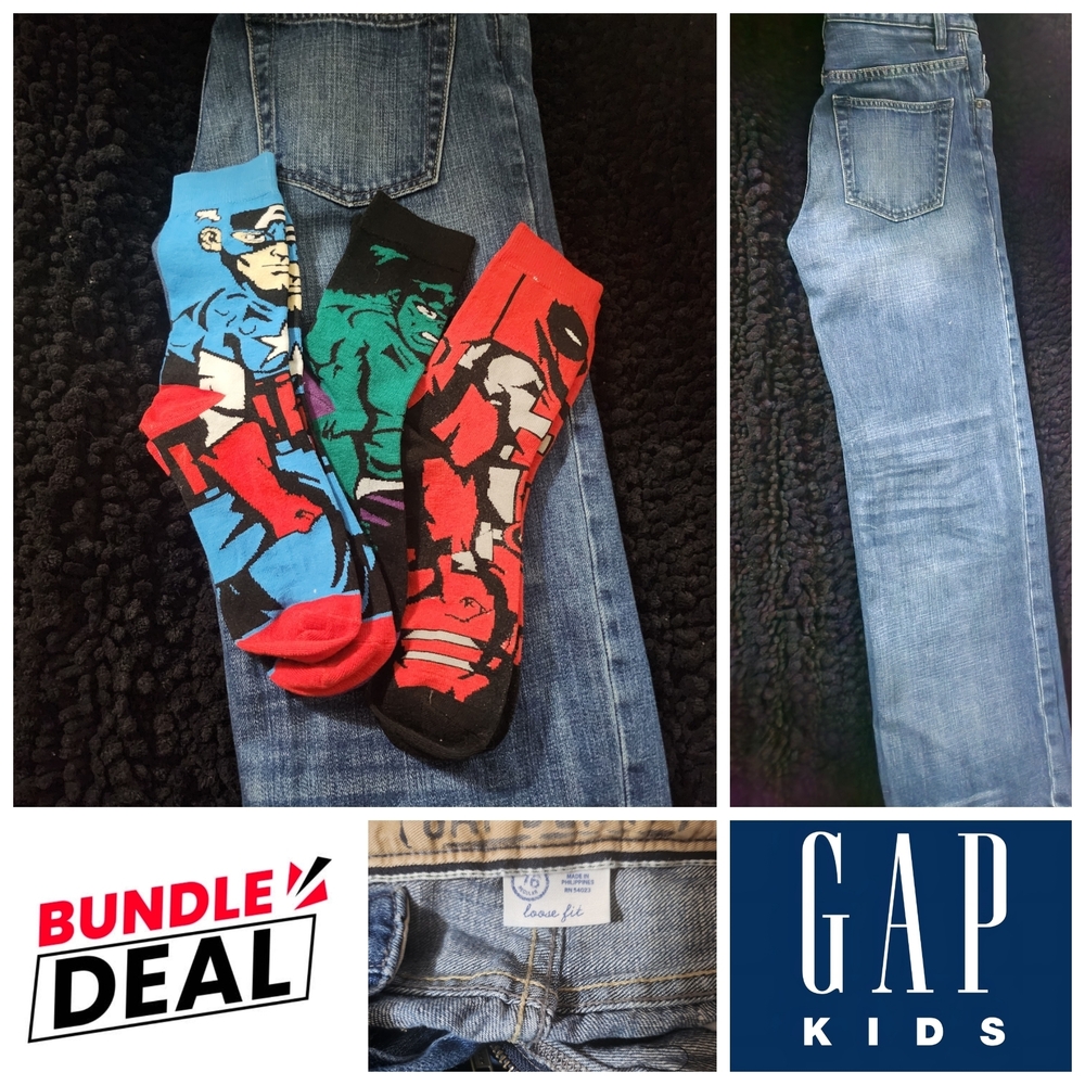 GAP Kids Blue Jeans & 3 Pairs Of Sox